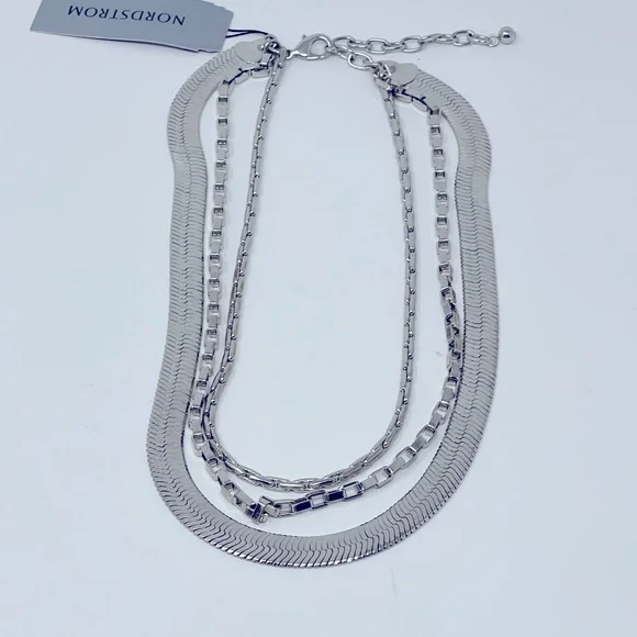 Silver Layered Chain Necklace from Nordstrom - Picture 4 of 6